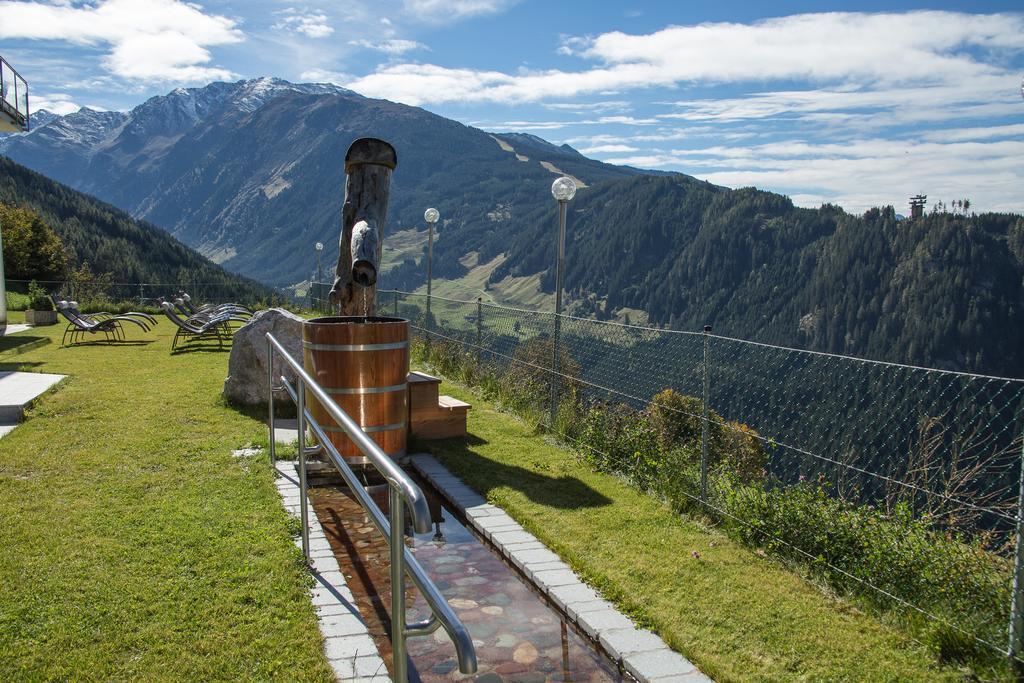 Готель Alpenrelax Krepperhuette Volders Екстер'єр фото