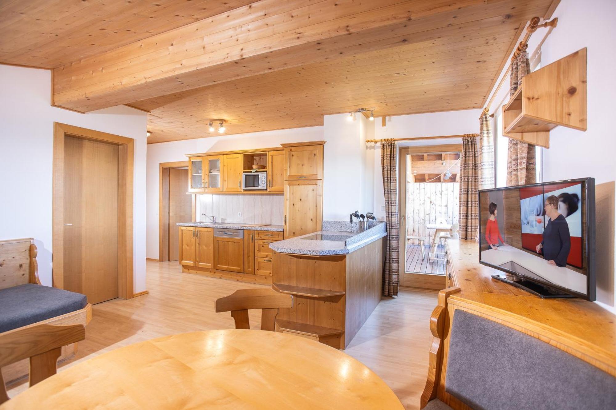 Готель Alpenrelax Krepperhuette Volders Екстер'єр фото