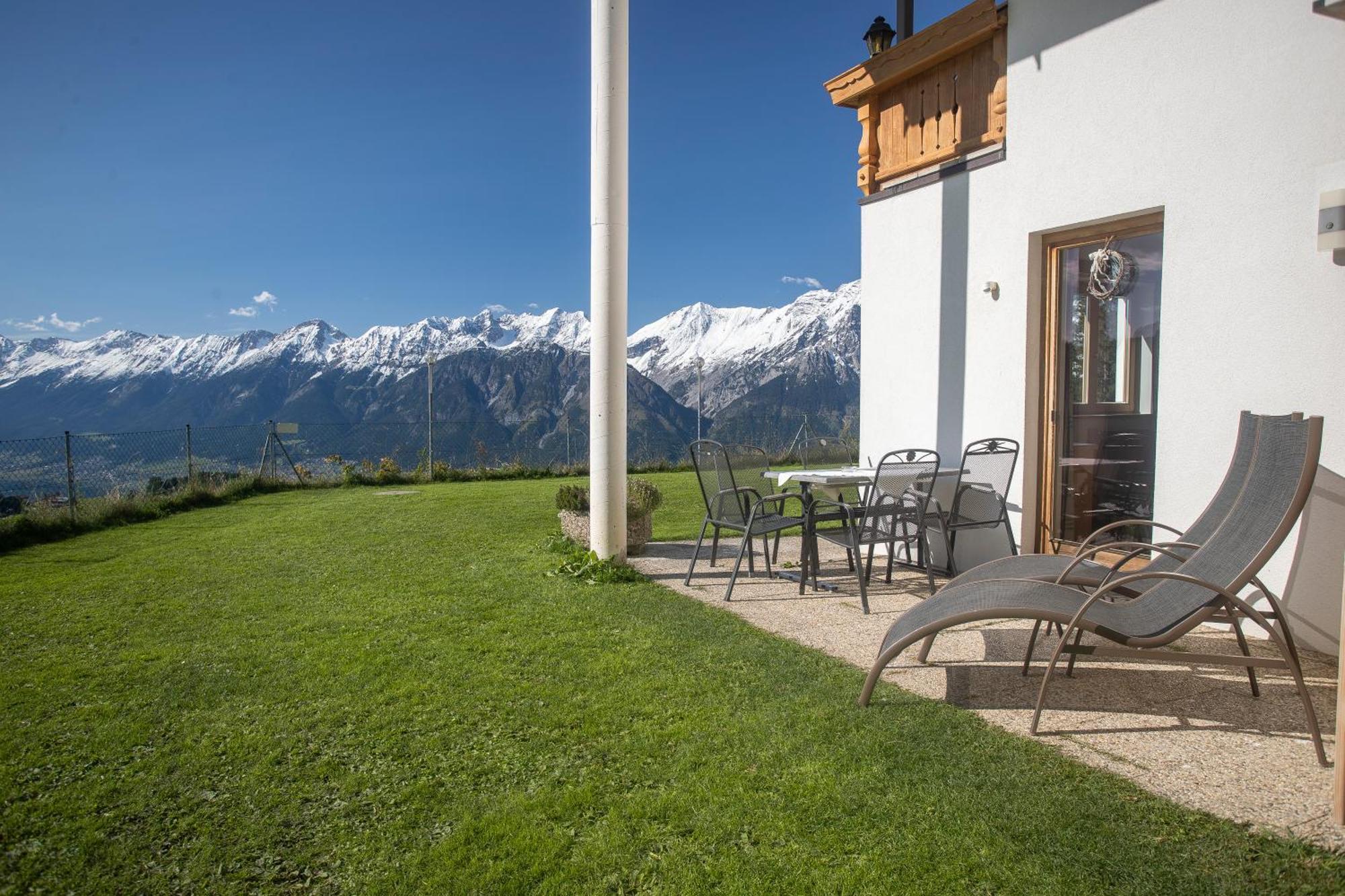Готель Alpenrelax Krepperhuette Volders Екстер'єр фото
