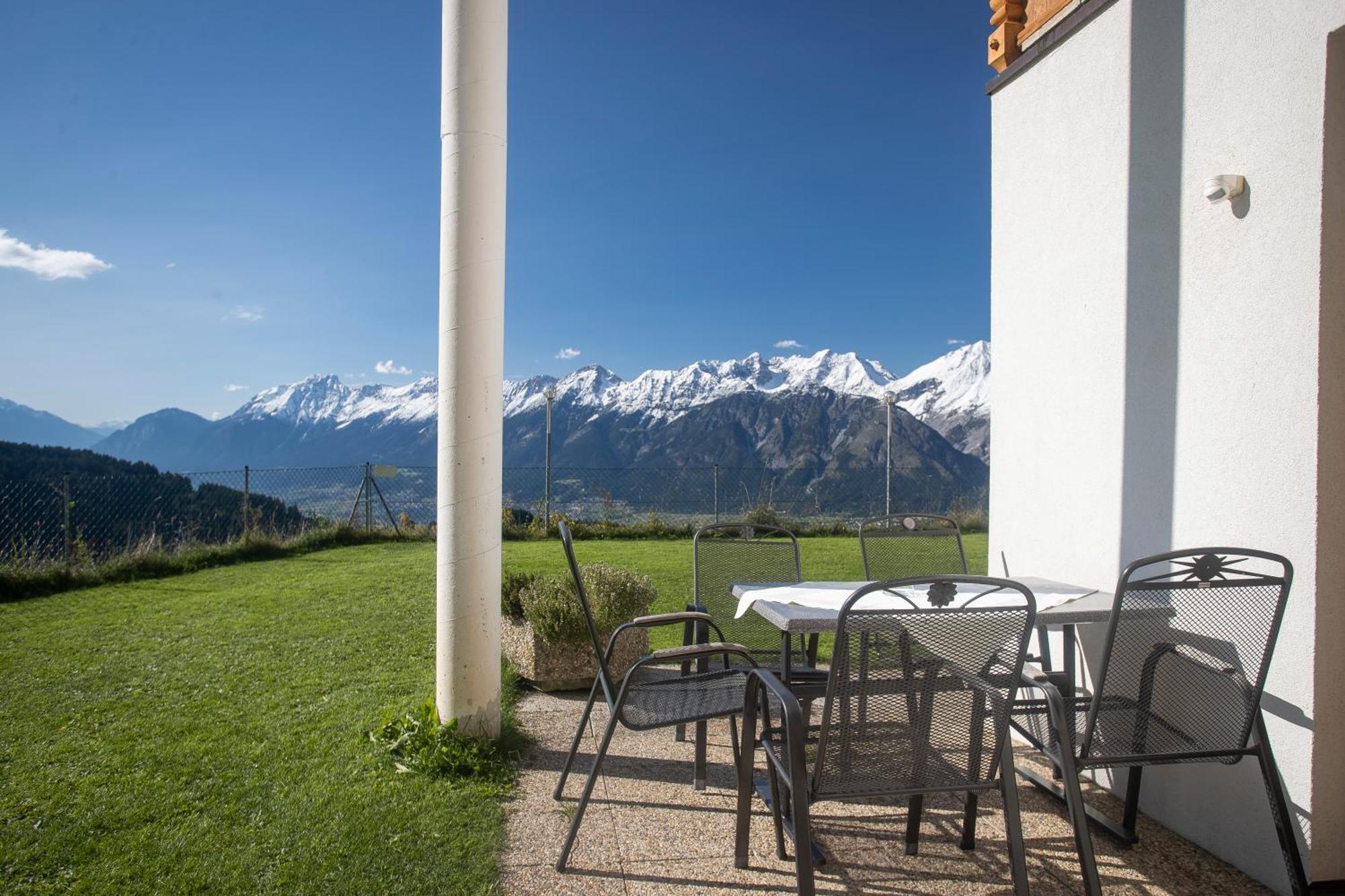 Готель Alpenrelax Krepperhuette Volders Екстер'єр фото