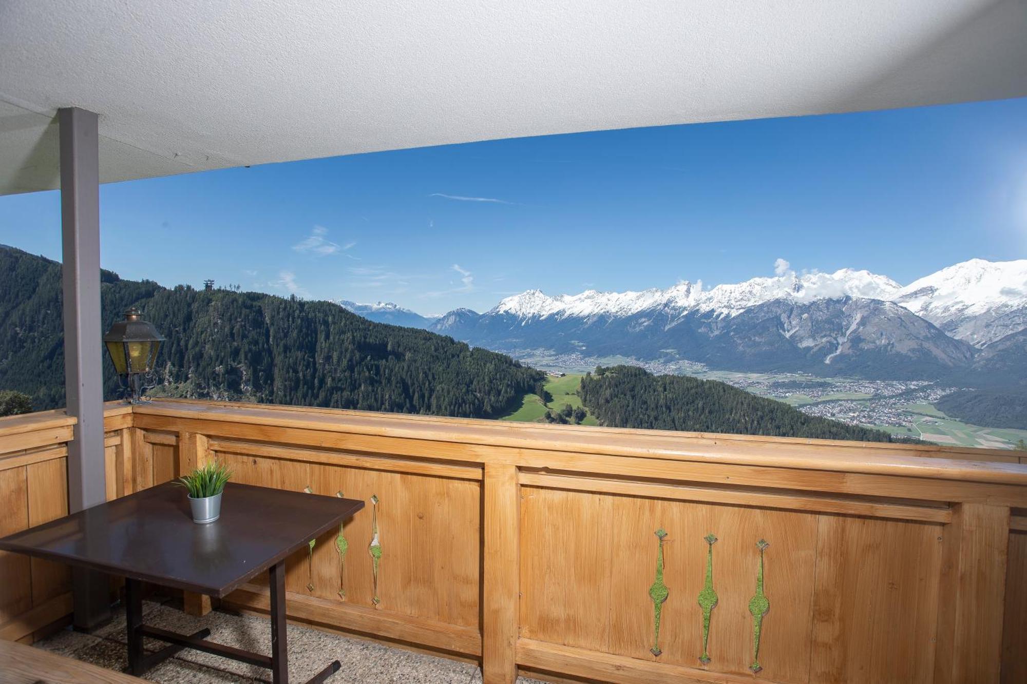 Готель Alpenrelax Krepperhuette Volders Екстер'єр фото