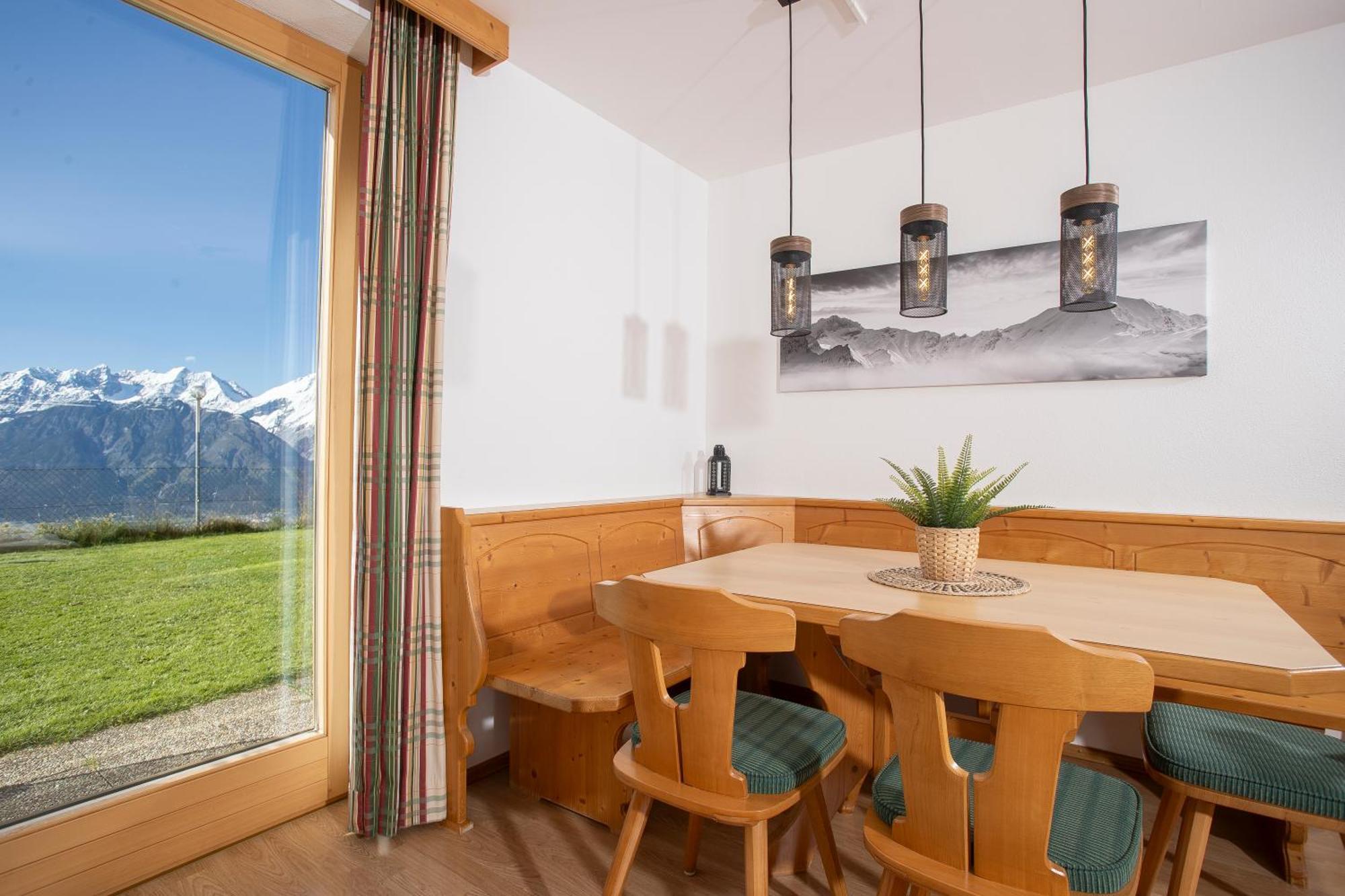 Готель Alpenrelax Krepperhuette Volders Екстер'єр фото
